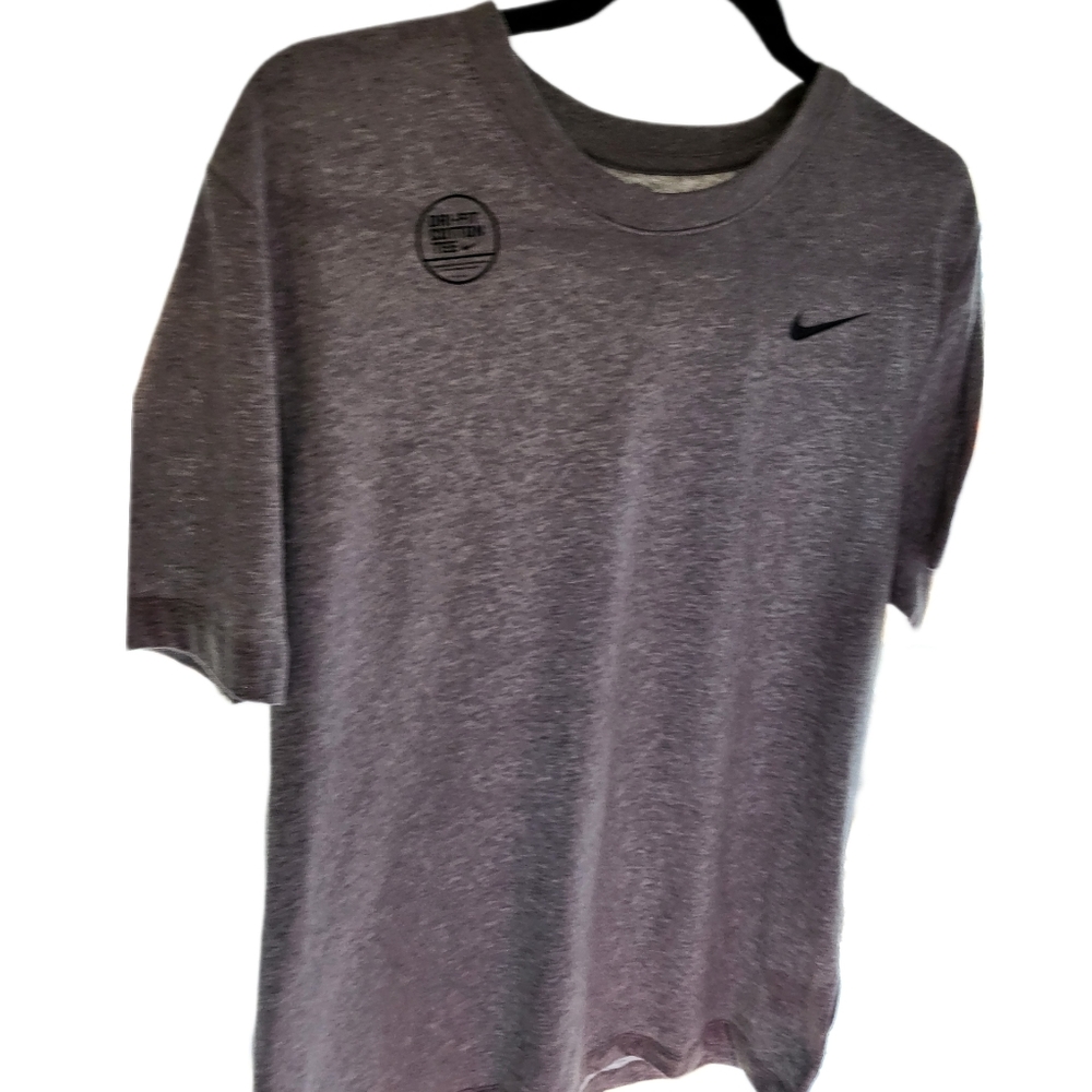 Nike Men's Shirt